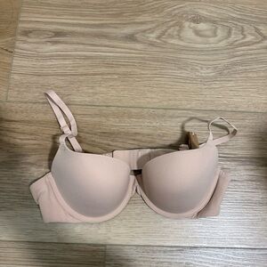 NWT SKIMS FITS EVERYBODY PUSH UP DEMI BRA